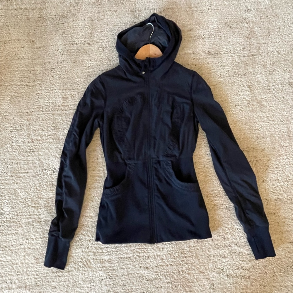 Blue - Picture 4 of 4